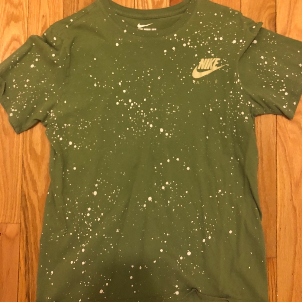 Green nike air shirt